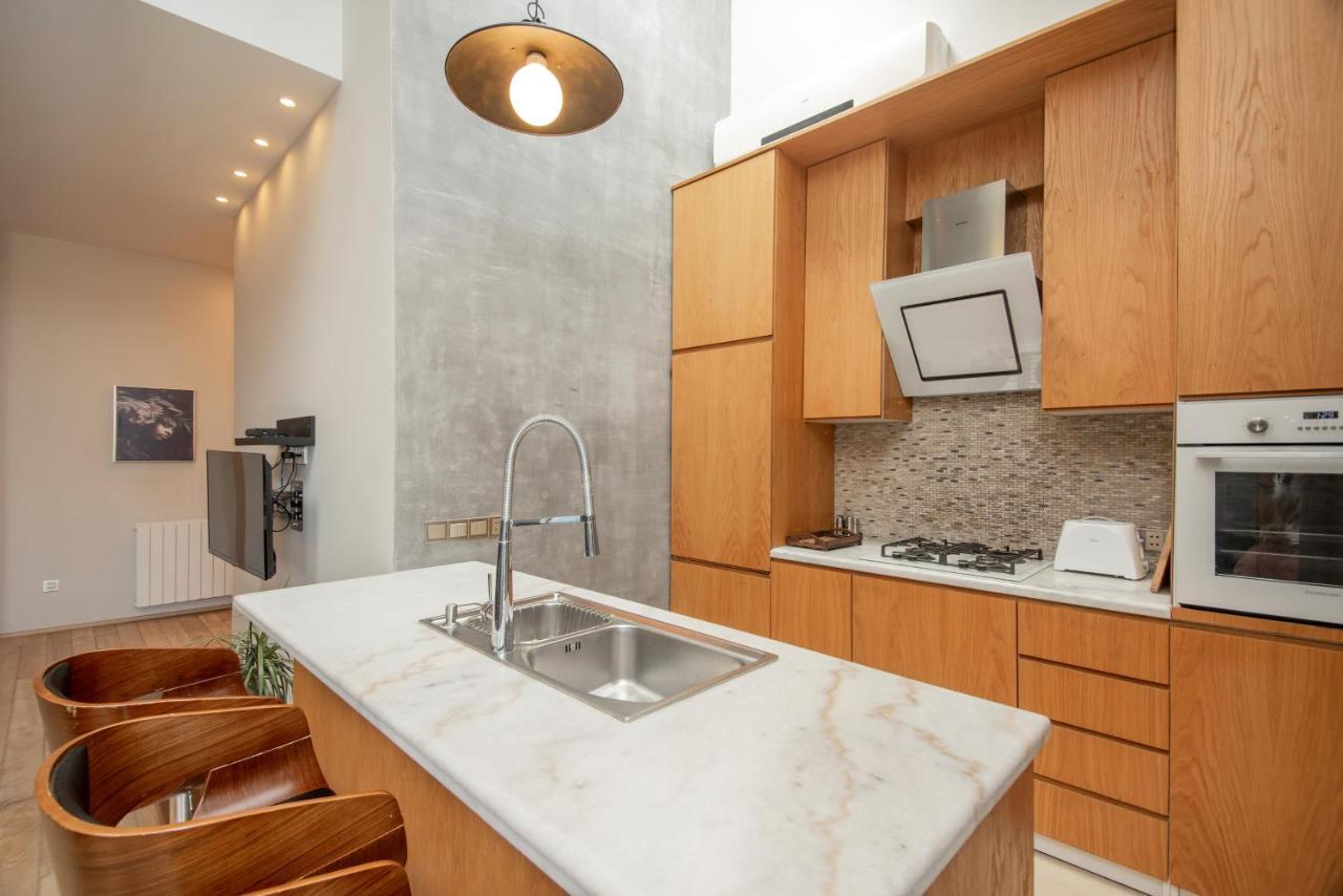 Luxury 4 Bedroom Apartment #1 In The City Center Of Τυφλίδα Εξωτερικό φωτογραφία