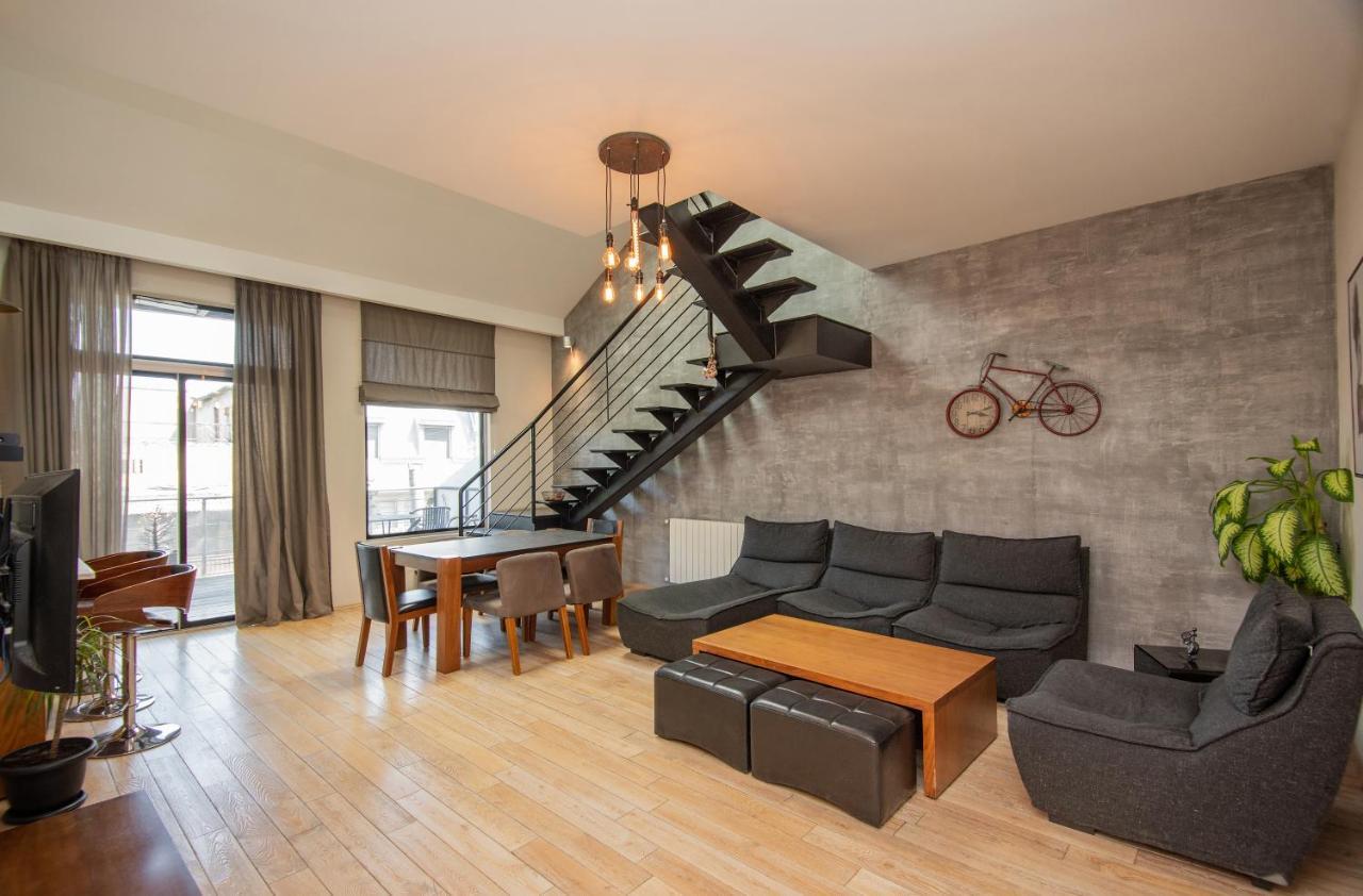 Luxury 4 Bedroom Apartment #1 In The City Center Of Τυφλίδα Εξωτερικό φωτογραφία