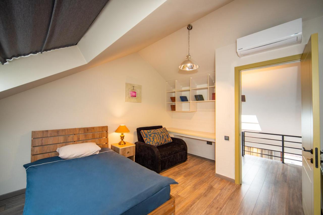 Luxury 4 Bedroom Apartment #1 In The City Center Of Τυφλίδα Εξωτερικό φωτογραφία